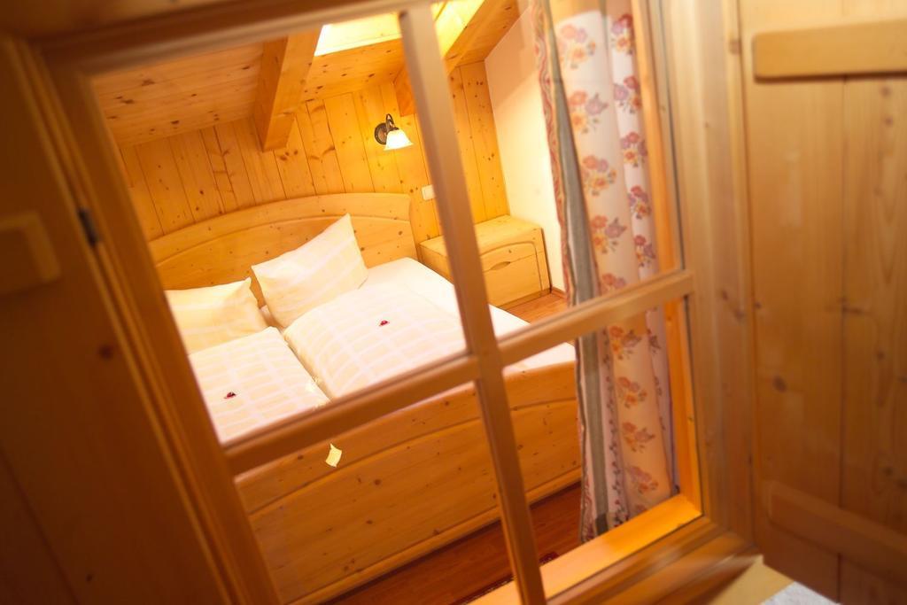 Naturdorf Oberkuehnreit Neukirchen am Großvenediger Kamer foto