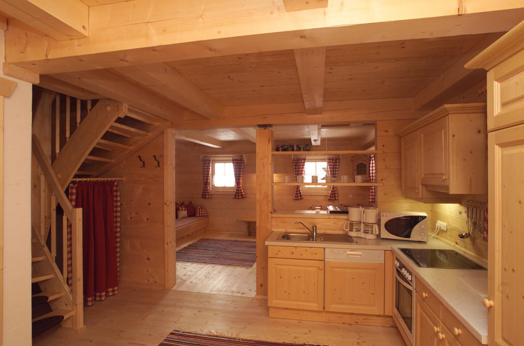 Naturdorf Oberkuehnreit Neukirchen am Großvenediger Kamer foto